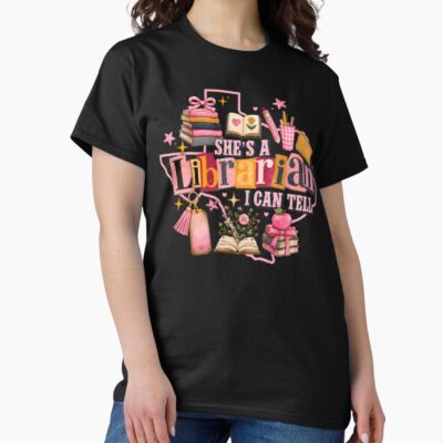 Librarian Western Book Lover T-shirt
